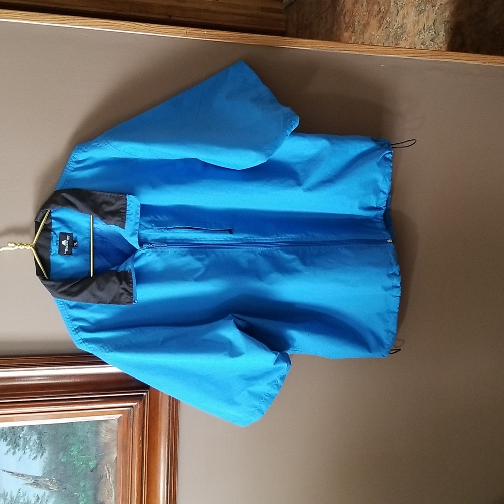 The Weather Company Golf- Short Sleeve Water Proof Jacket Blue XL